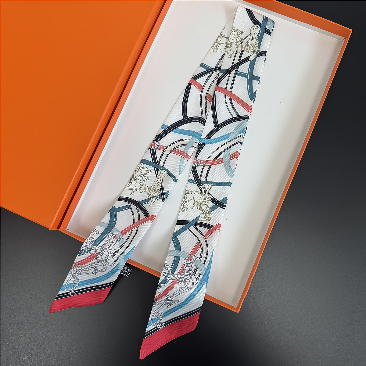 2026 Versátil Feminino: Fita d - Silk Tie Woven avaliação e preço