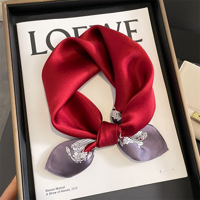 Lenço de seda com estampa de l - Silk Tie Woven avaliação e preço